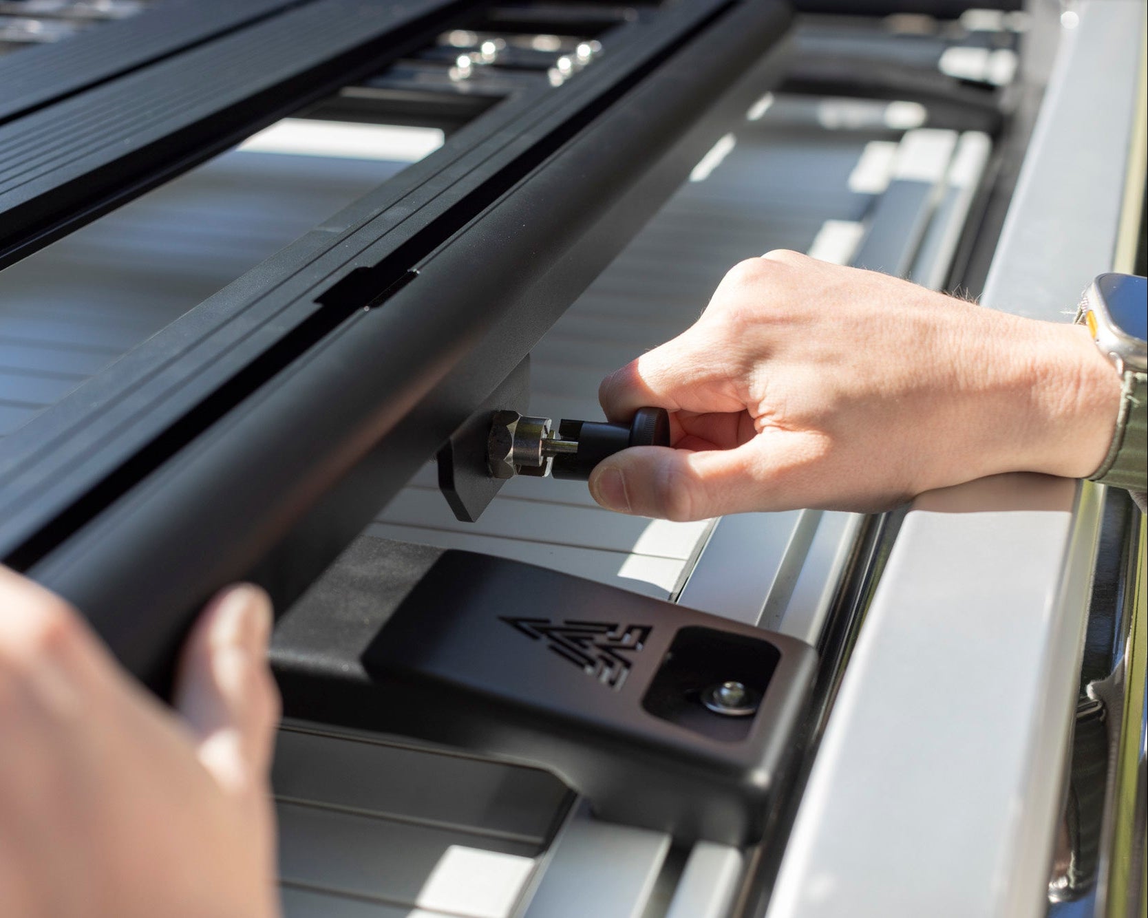 ProGlide - Sliding Tub Rack Platform - Toyota Hilux