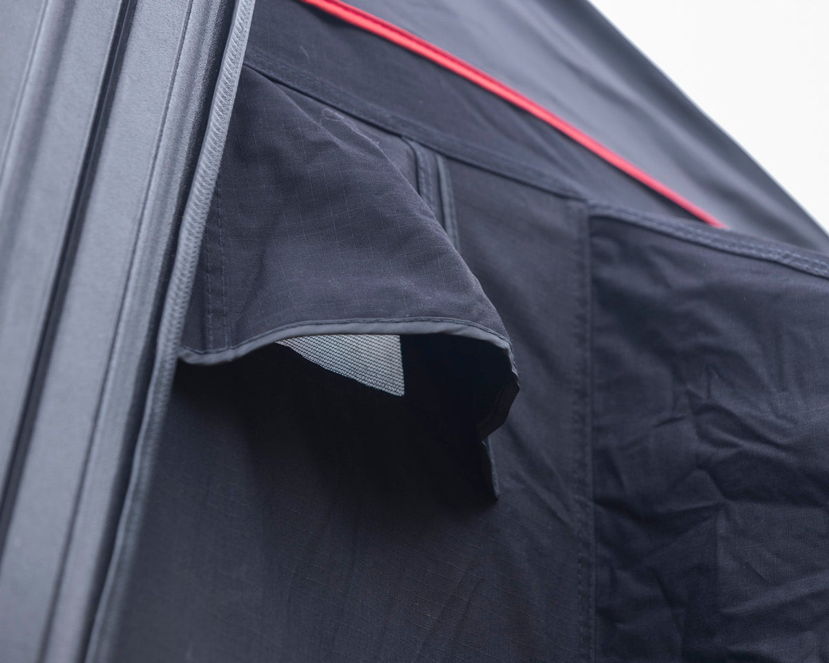 Dual-Side Condensation Ports