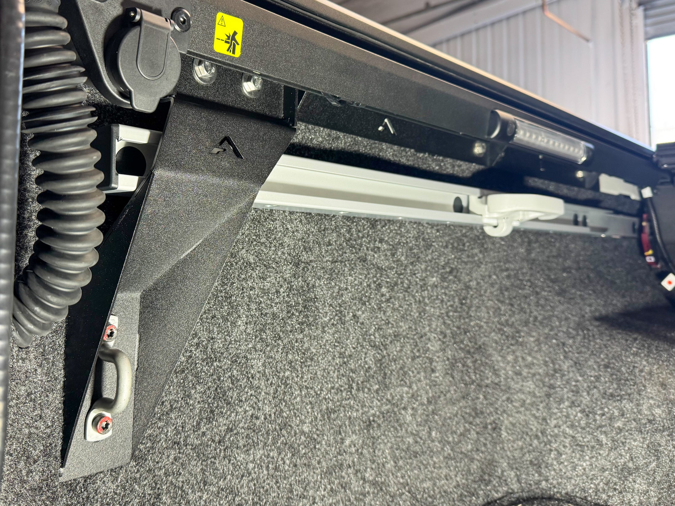 Toyota Hilux Rogue N90 2026+ Roller Shutter Support Brackets