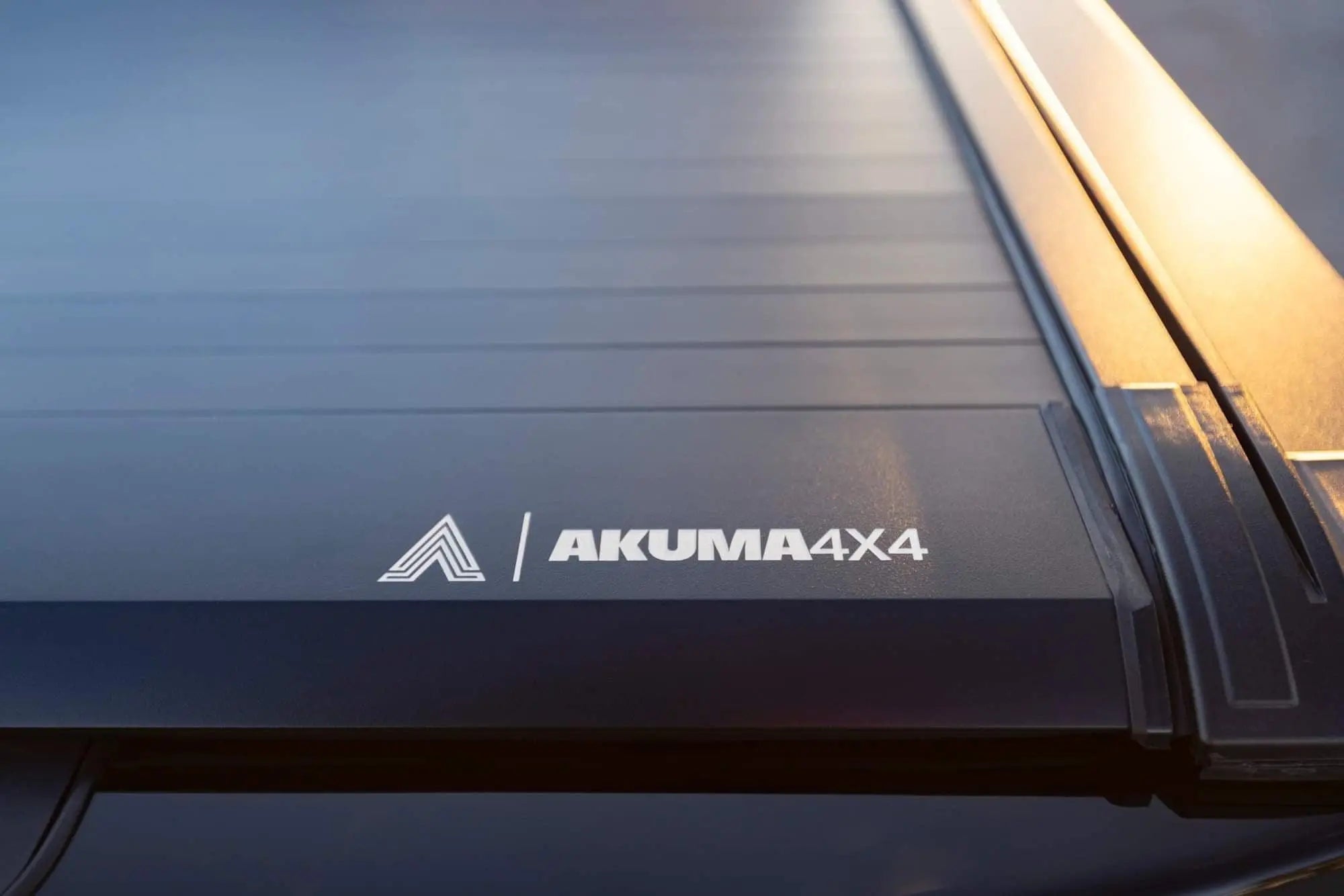 Akuma 4x4 Logo displayed on retractable tonneau