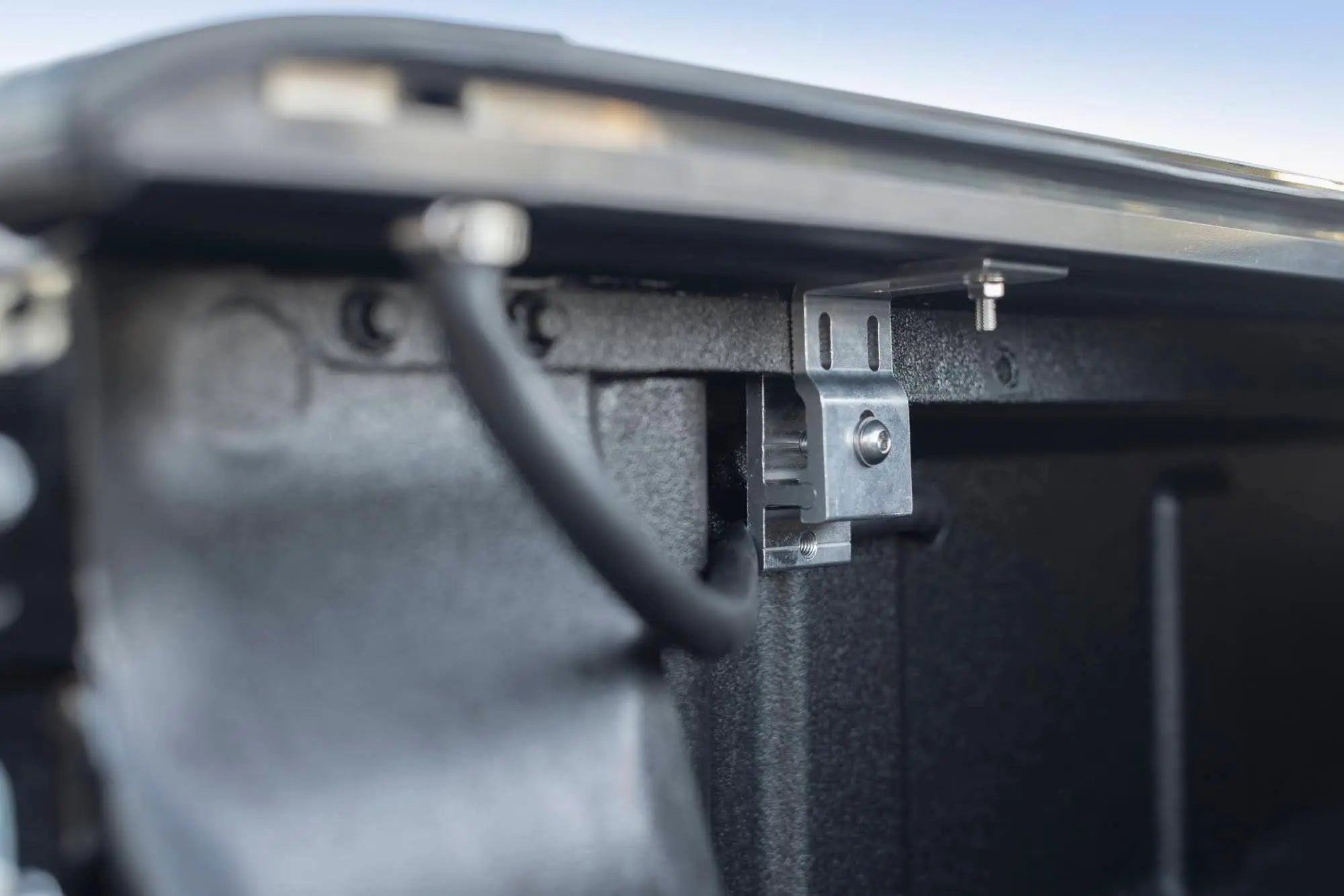 Manual Roller Shutter - To suit GWM Cannon - Akuma 4x4